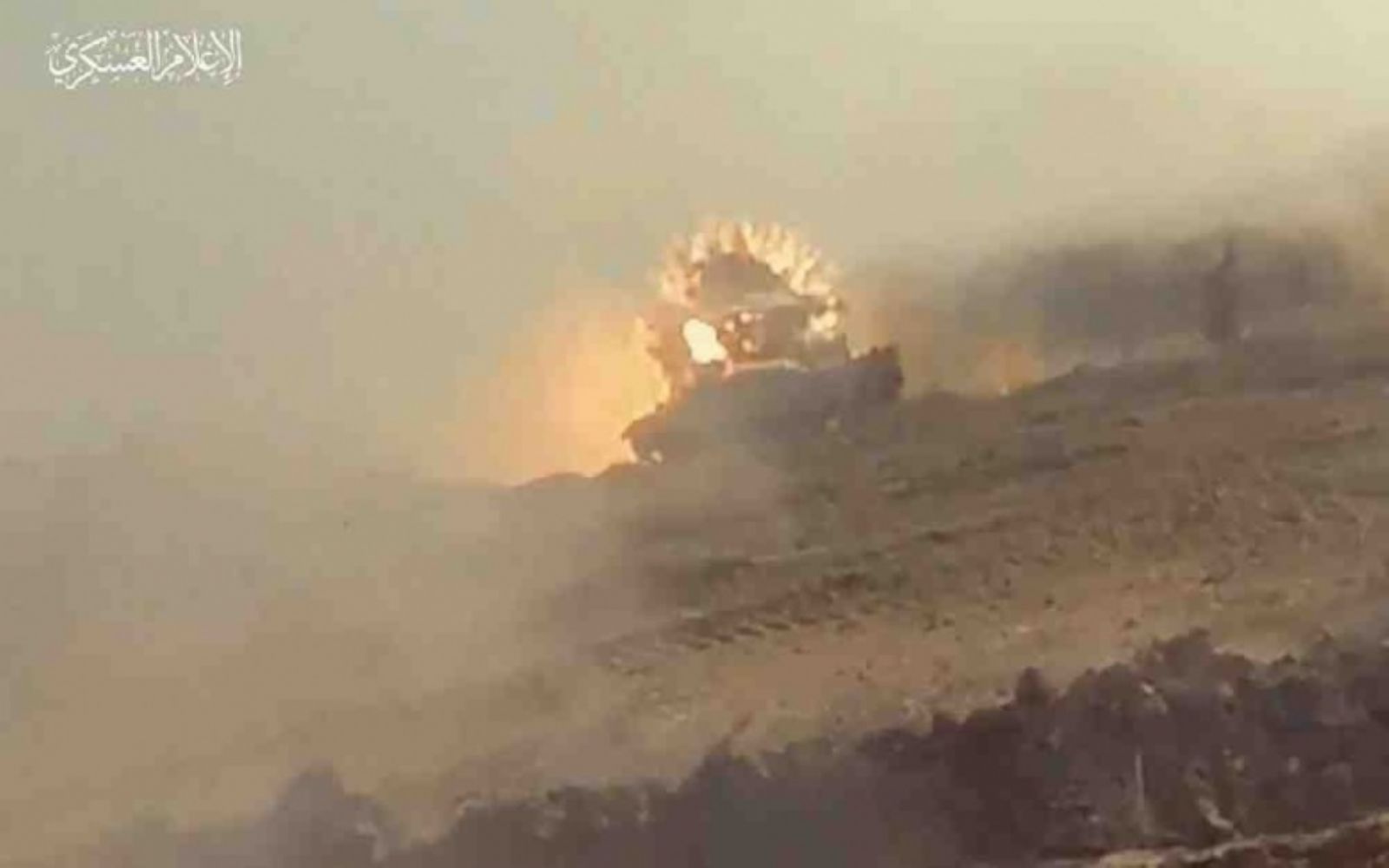 المقاومة تعلن تدمير دبابة إسرائيلية وقصف قاعدة رعيم