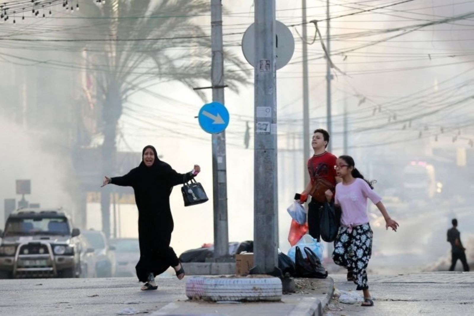 قطر تبحث مع مصر والسعودية وقف الحرب على غزة وإدخال المساعدات الإنسانية