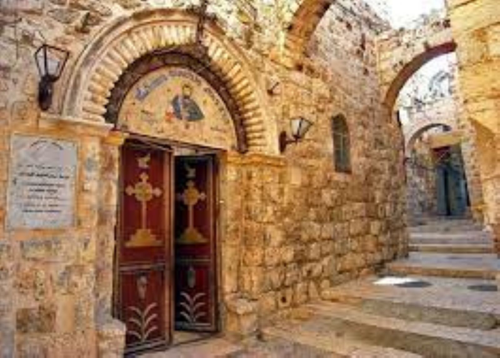 القدس.. الاستيطان والتهويد يُهددان "حي الأرمن"