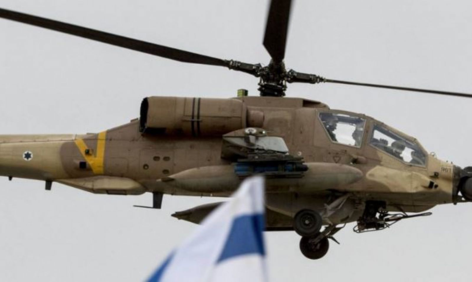 جيش الاحتلال يقرر وقف الطلعات الجوية بمروحيات "أباتشي"