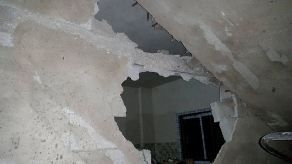 عائلة فلسطينية تنجو بأعجوبة في انفجار ضخم في بلدة برقة والسبب سخان البويلر 