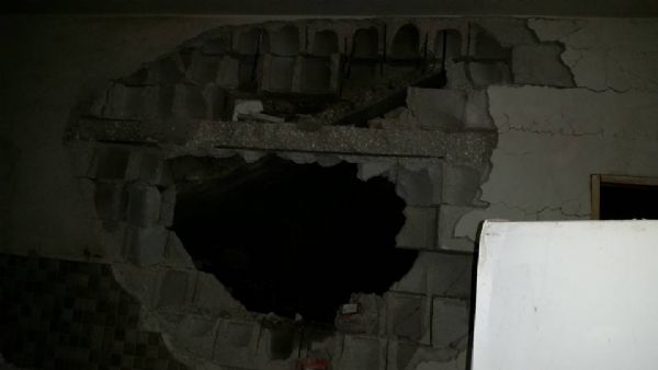 عائلة فلسطينية تنجو بأعجوبة في انفجار ضخم في بلدة برقة والسبب سخان البويلر 