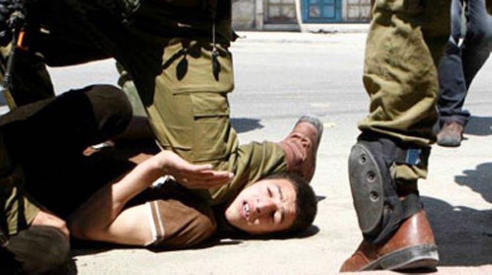 300 Palestinian children held in Israel jails