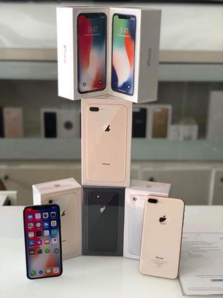    iPhone XS  ....  iPhone X