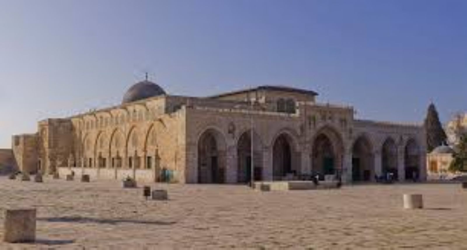 Jordanian calls to stop sale of church land in Jerusalem to Israel